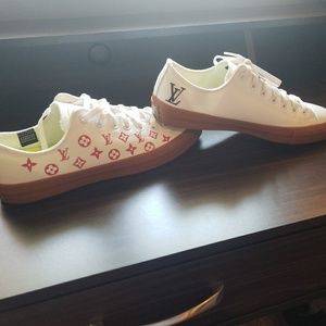Converse (Louis Vuitton theme)